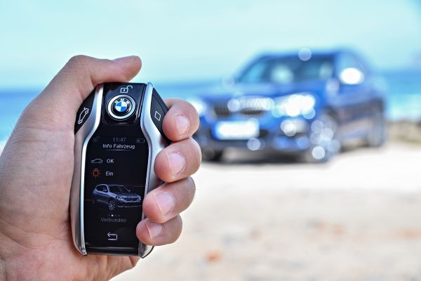 P90281827_lowRes_the-new-bmw-x3-m40i-
