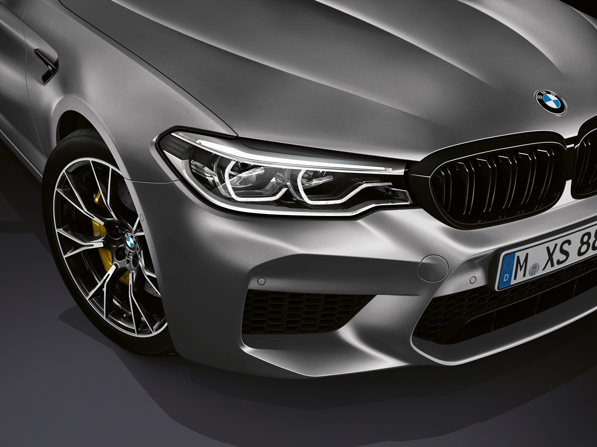 P90300371_highRes_the-new-bmw-m5-compeWM