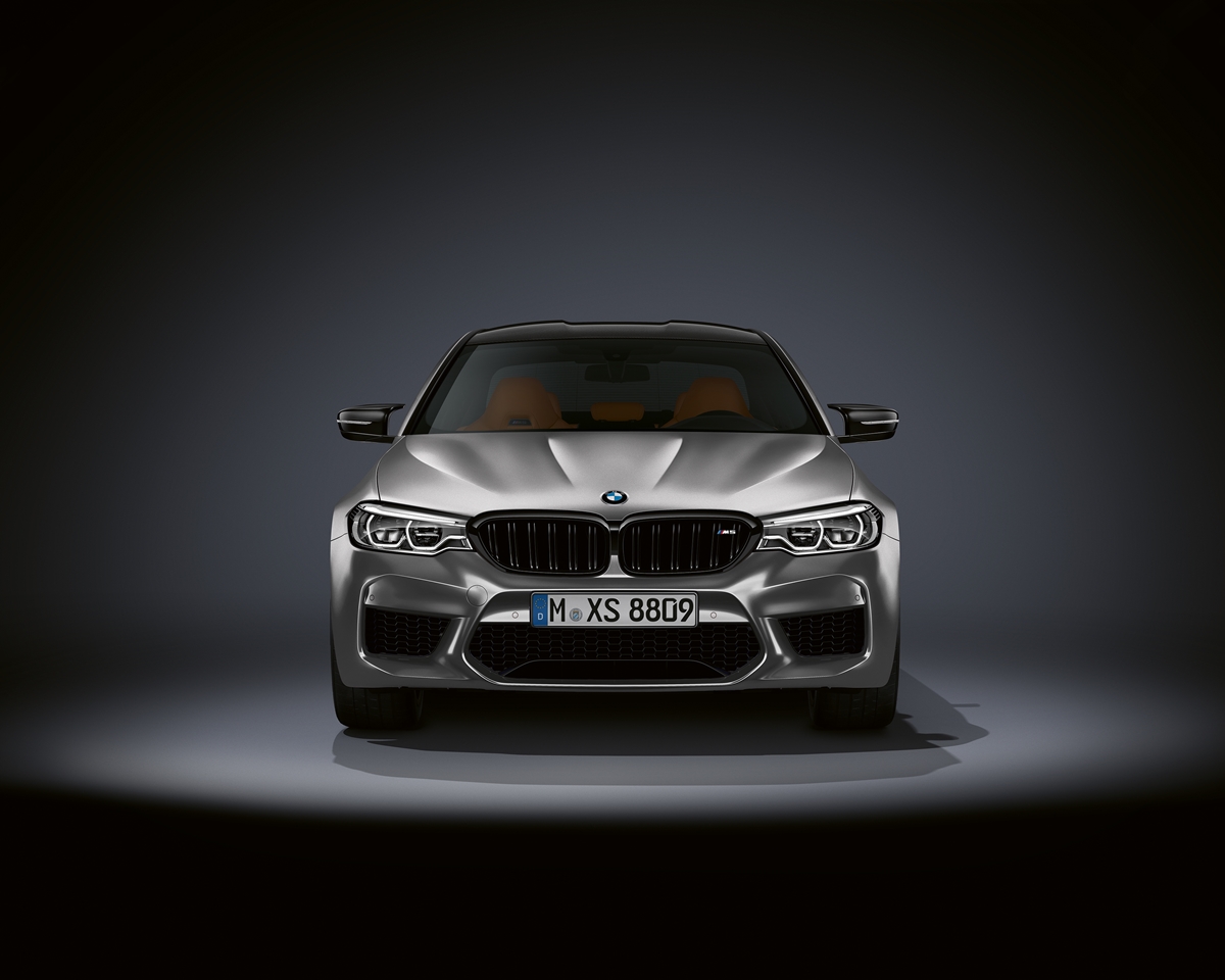 P90300375_highRes_the-new-bmw-m5-compeWM