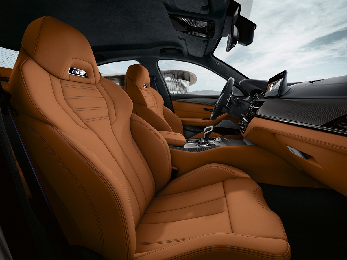 P90300392_highRes_the-new-bmw-m5-compeWM