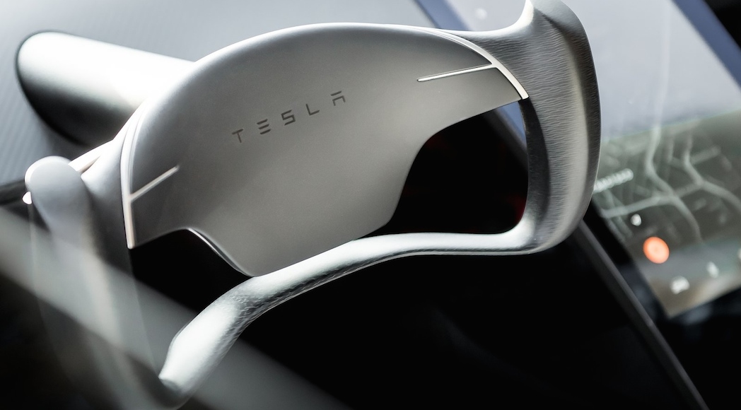 Tesla-Roadster-2020-11