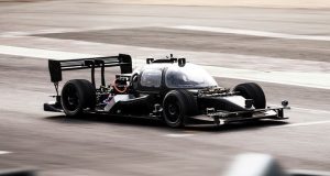 Ryan Tuerck contre DevBot : la voiture autonome est-elle plus rapide que l’être humain?