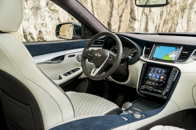 2019_INFINITI_QX50___Interior_Photo_01.JPG