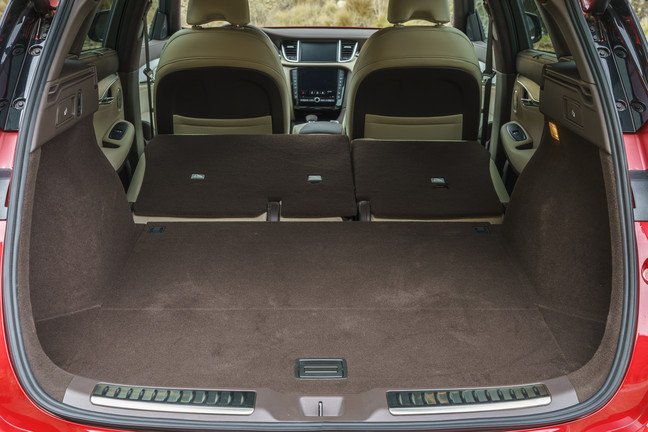 2019_INFINITI_QX50___Interior_Photo_27.JPG