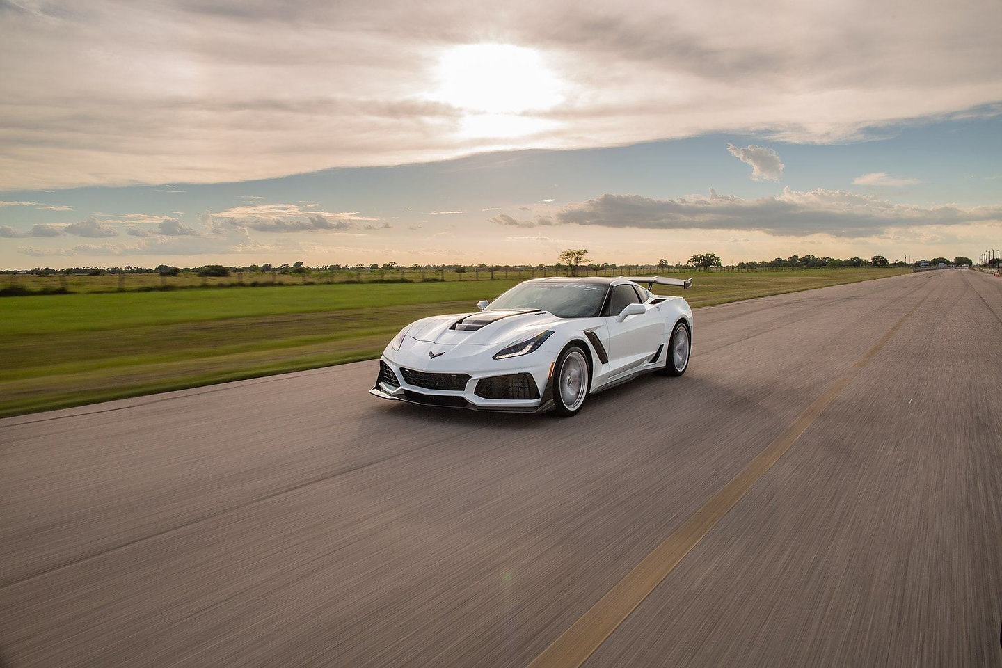 hennessey-corvette-zr1-4