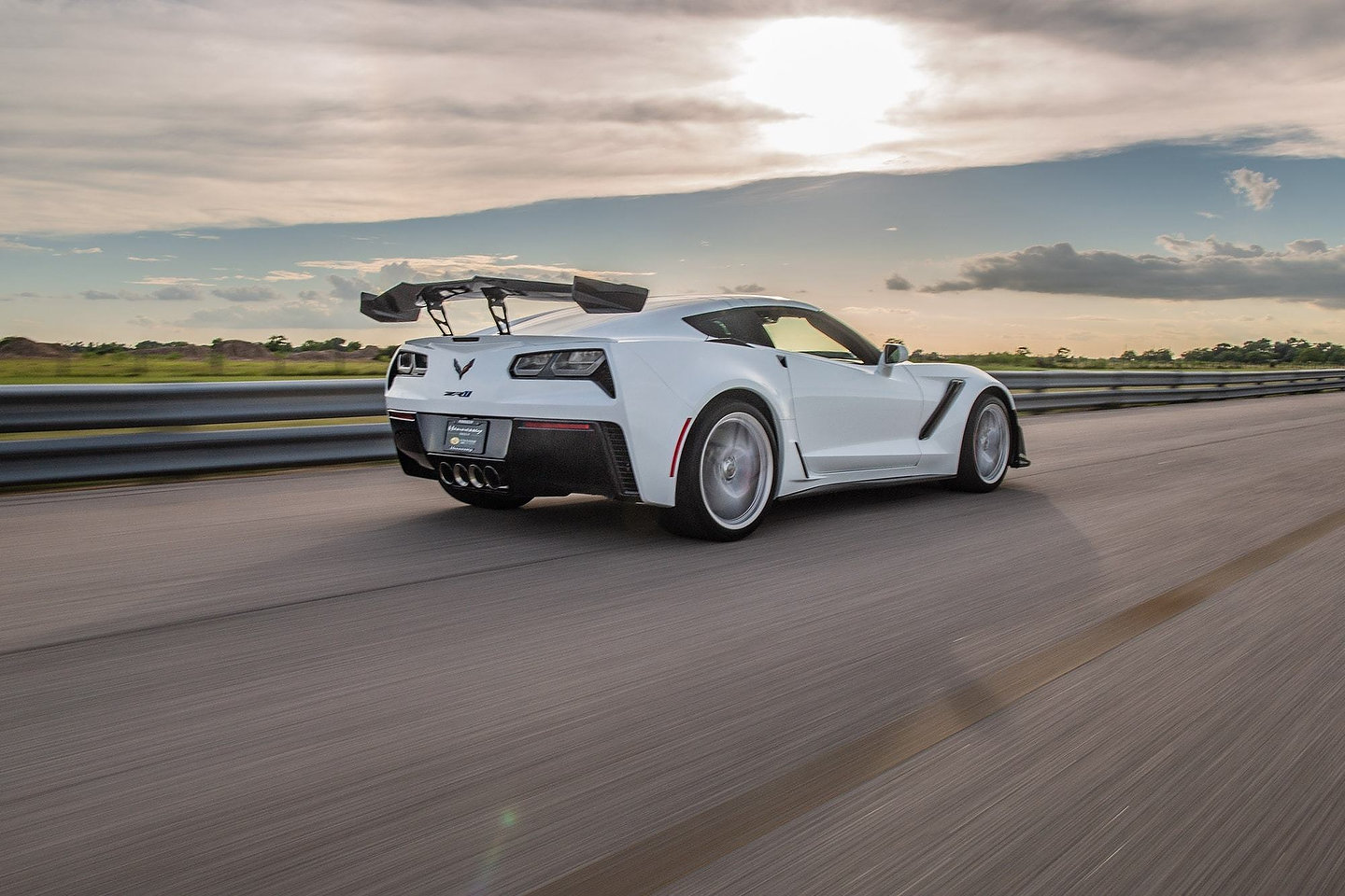 hennessey-corvette-zr1-5