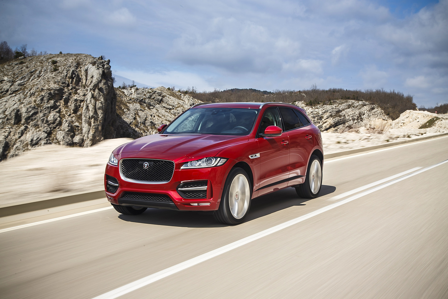 2019 Jaguar F-Pace