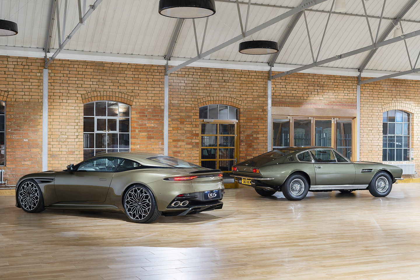 Aston Martin DBSÊSuperleggera 'On Her MajestyÕs Secret Service' special edition