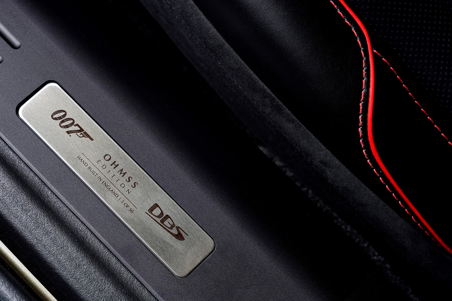 Aston Martin DBSÊSuperleggera 'On Her MajestyÕs Secret Service' special edition
