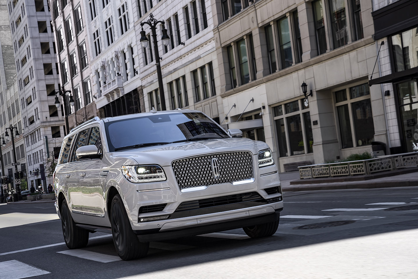 2020 Lincoln Navigator Monochromatic Package