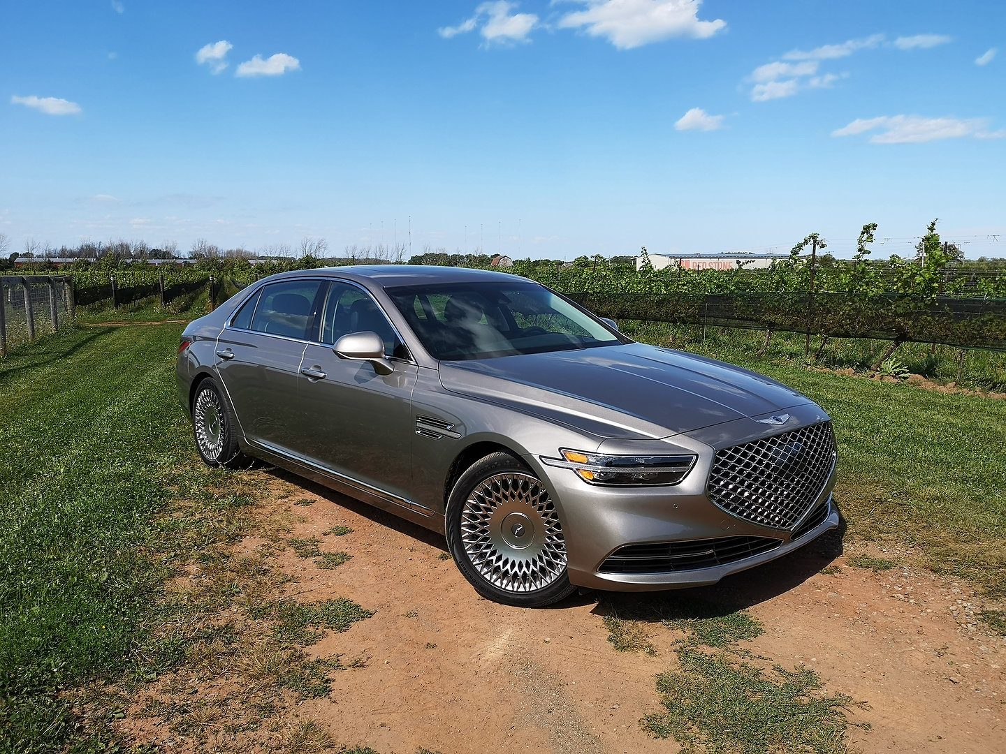 2020 Genesis G90