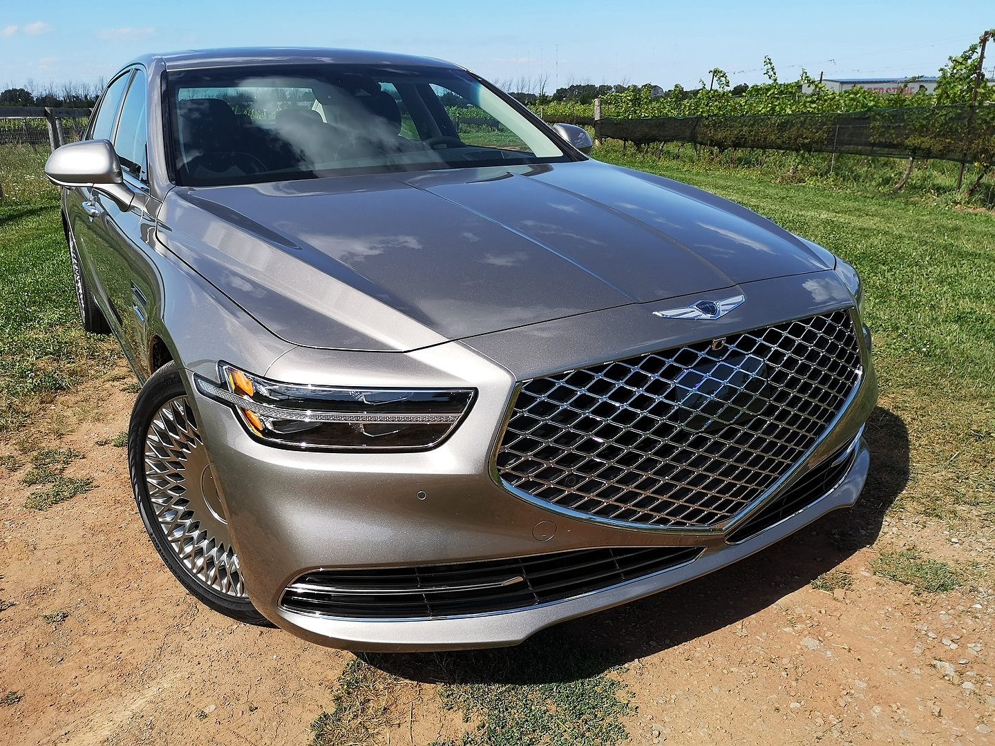 2020 Genesis G90