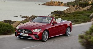 Mercedes-Benz dévoile le coupé et le cabriolet Classe E 2021