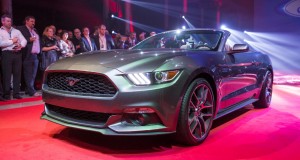 2015 Ford Mustang reveiled