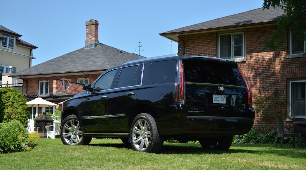 12-2015_Cadillac_Escalade