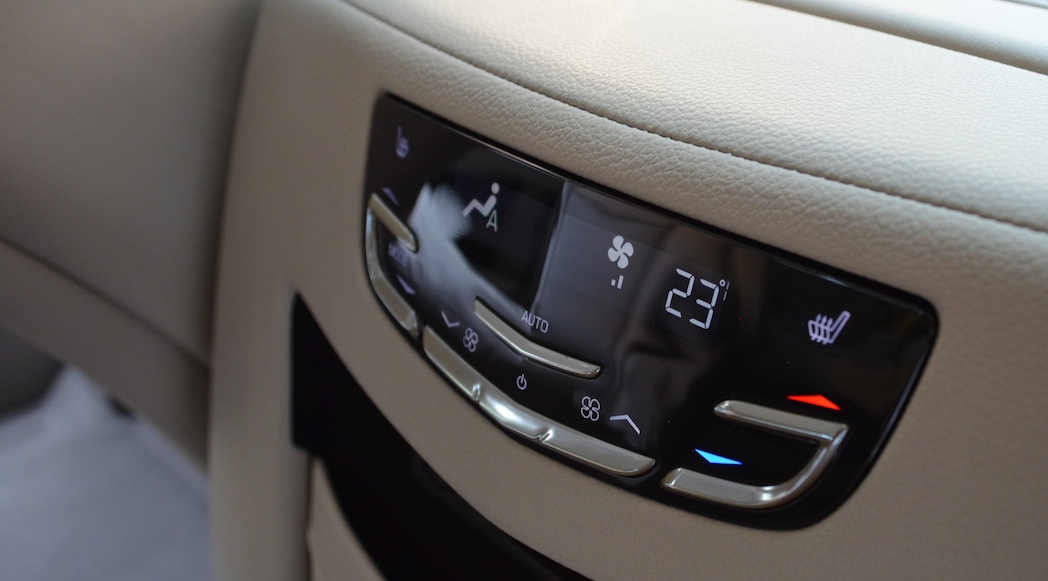20-2015_Cadillac_Escalade