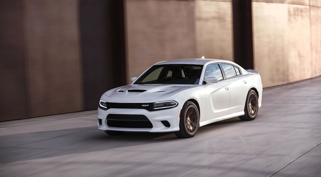 1-Dodge_Charger_SRT_Hellcat_2015
