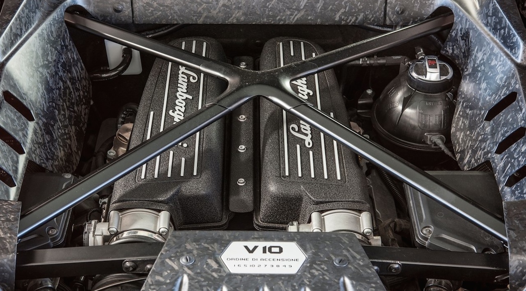 9-Lamborghini-Huracan_LP610-4_2015_1280x960_wallpaper_40