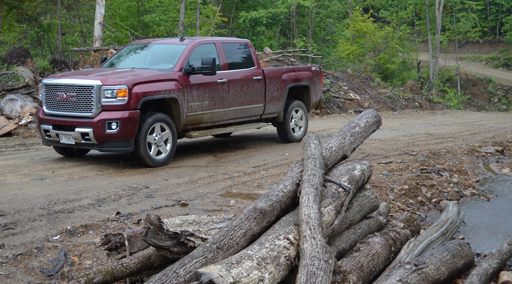 1-2015-GMC-Sierra-2500HD-Denali