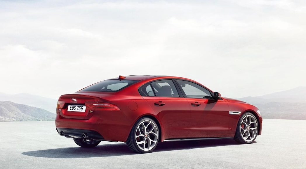 14-Jaguar-XE-2016