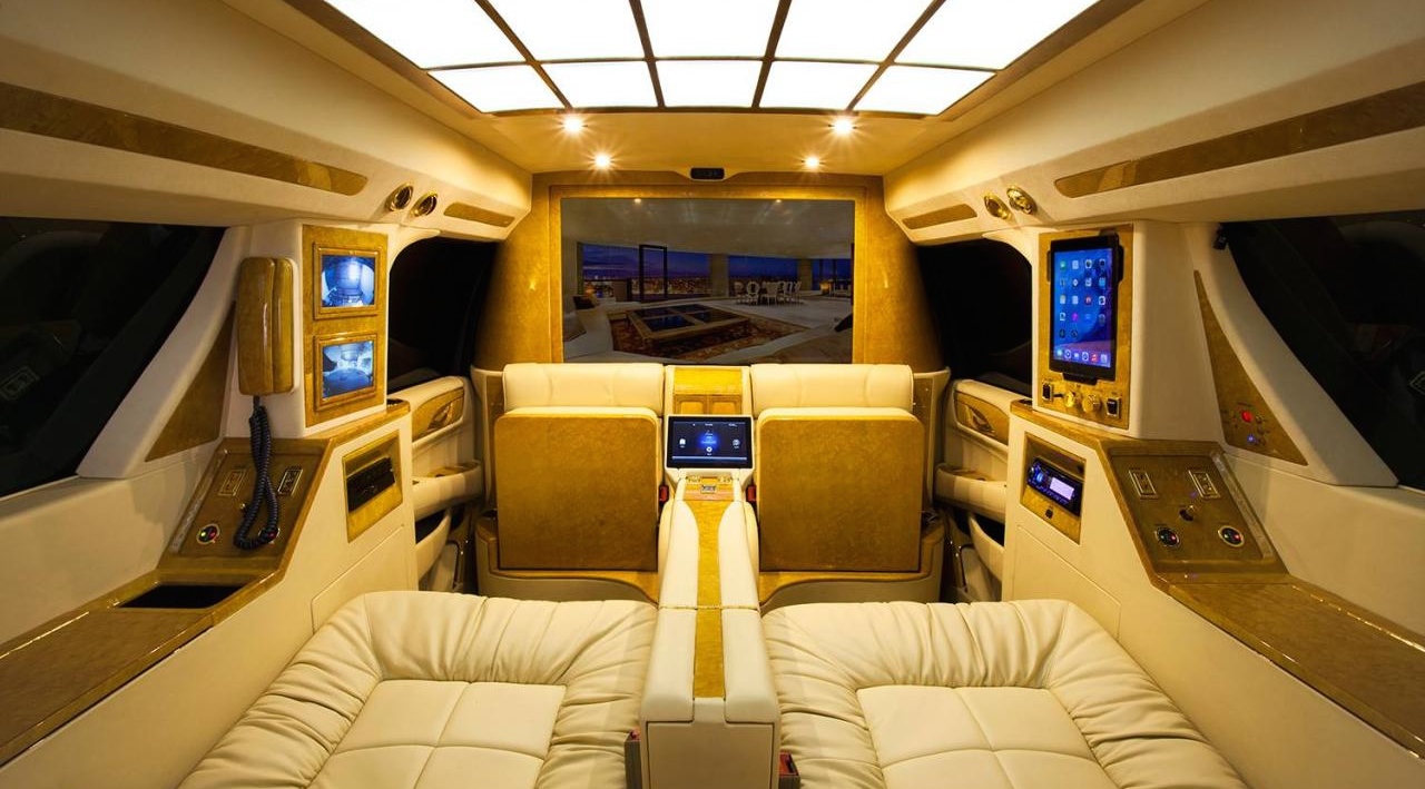 2-2015-Lexani-Motorcars-Cadillac-Escalade-esv-concept-one