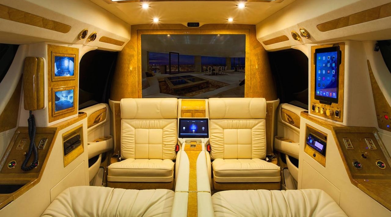 3-2015-Lexani-Motorcars-Cadillac-Escalade-esv-concept-one