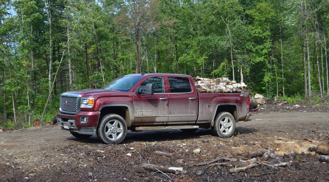 4-2015-GMC-Sierra-2500HD-Denali
