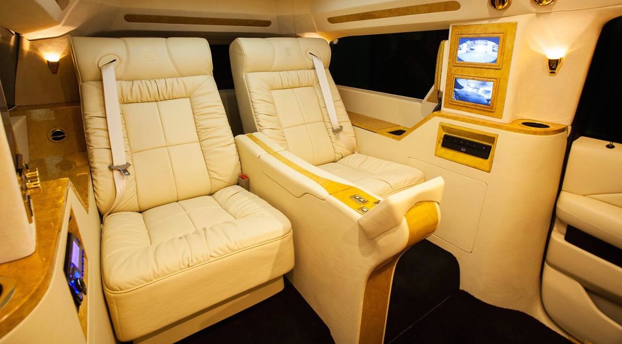 7-2015-Lexani-Motorcars-Cadillac-Escalade-esv-concept-one