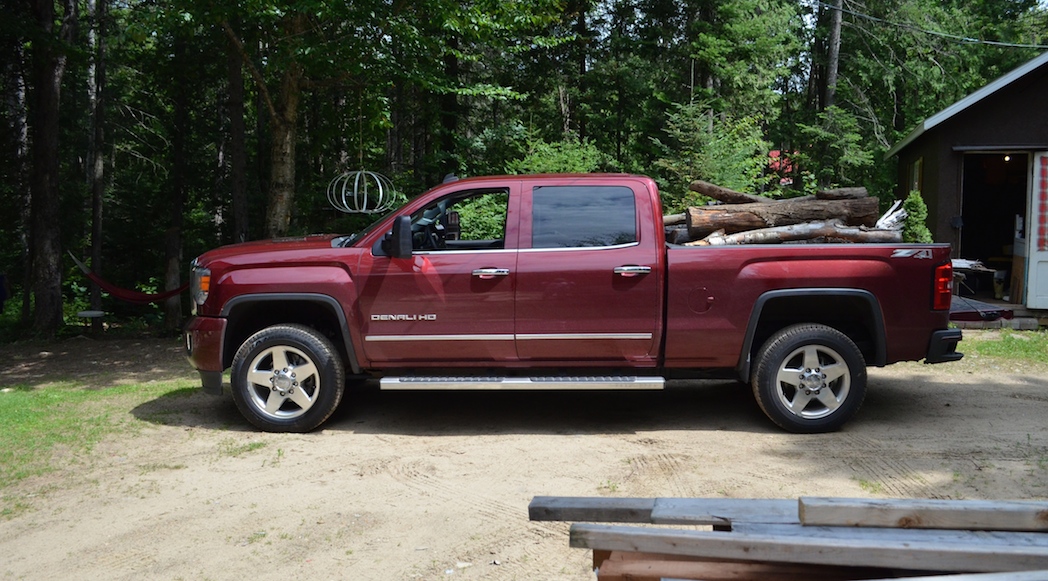 9-2015-GMC-Sierra-2500HD-Denali
