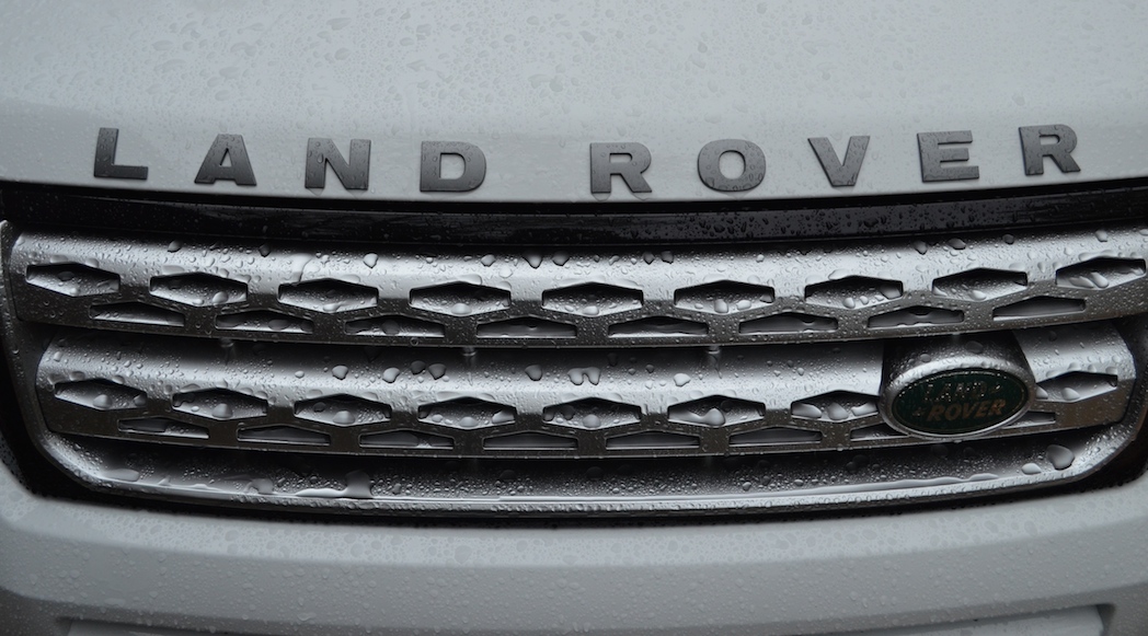 14-2014-Land Rover-LR2-HSE-Lux