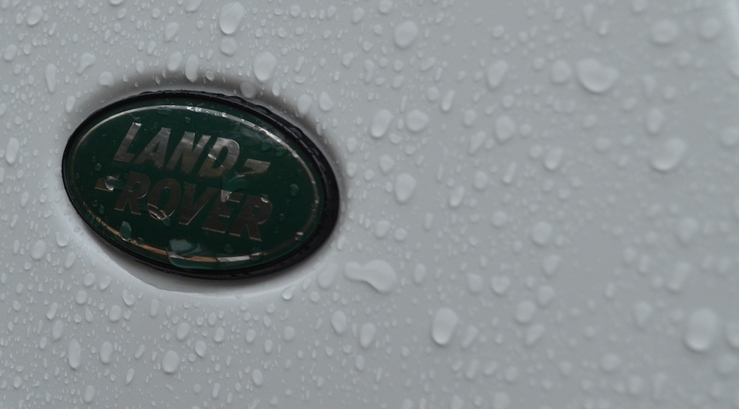 19-2014-Land Rover-LR2-HSE-Lux