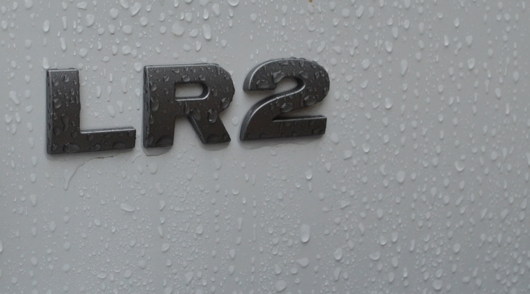 25-2014-Land Rover-LR2-HSE-Lux