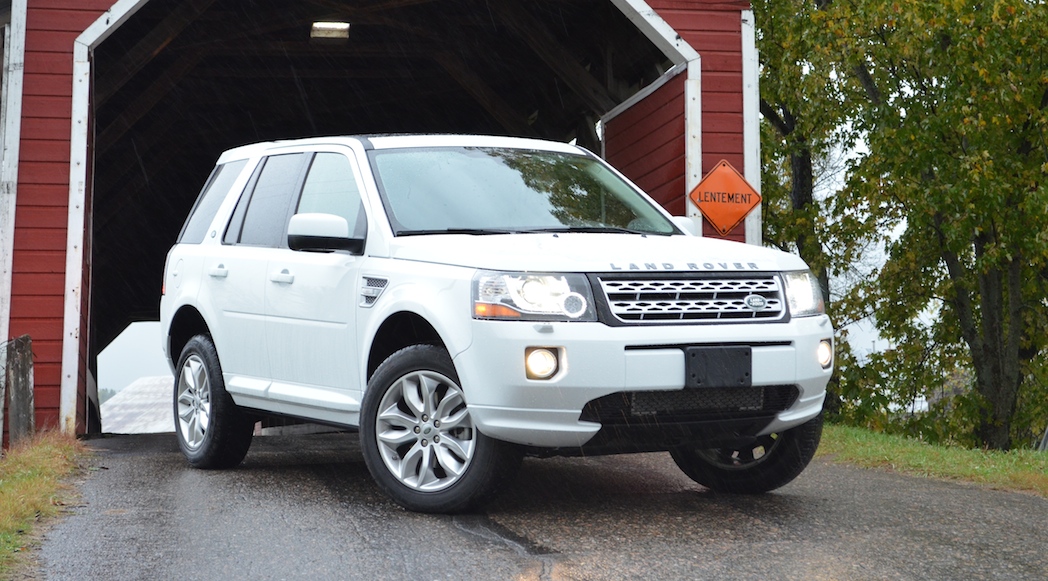 5-2014-Land Rover-LR2-HSE-Lux