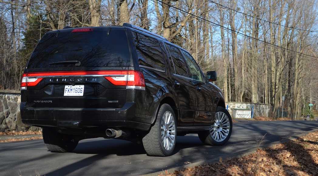 21-2015-Lincoln-Navigator