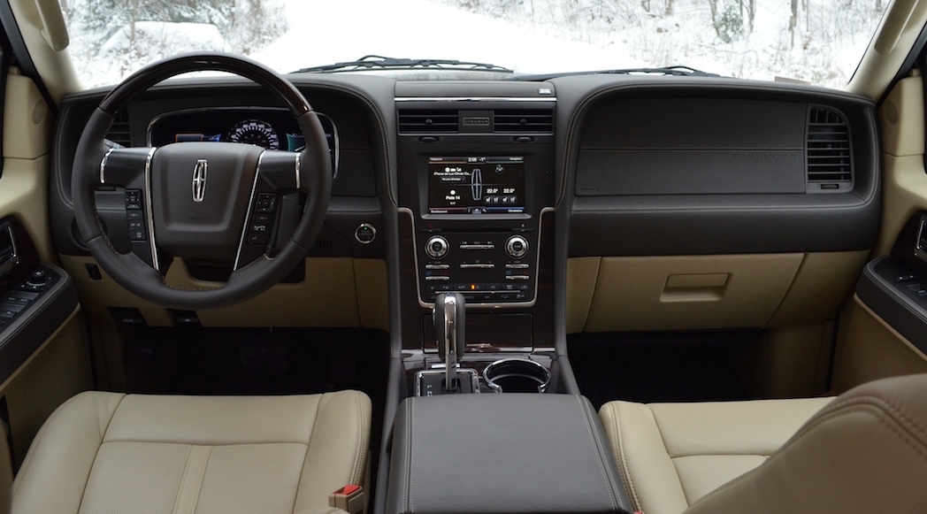 30-2015-Lincoln-Navigator