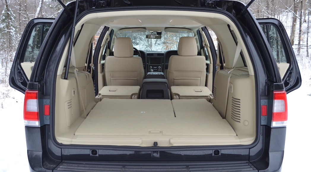 47-2015-Lincoln-Navigator