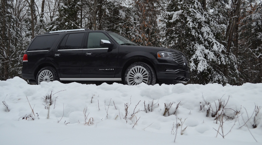 5-2015-Lincoln-Navigator