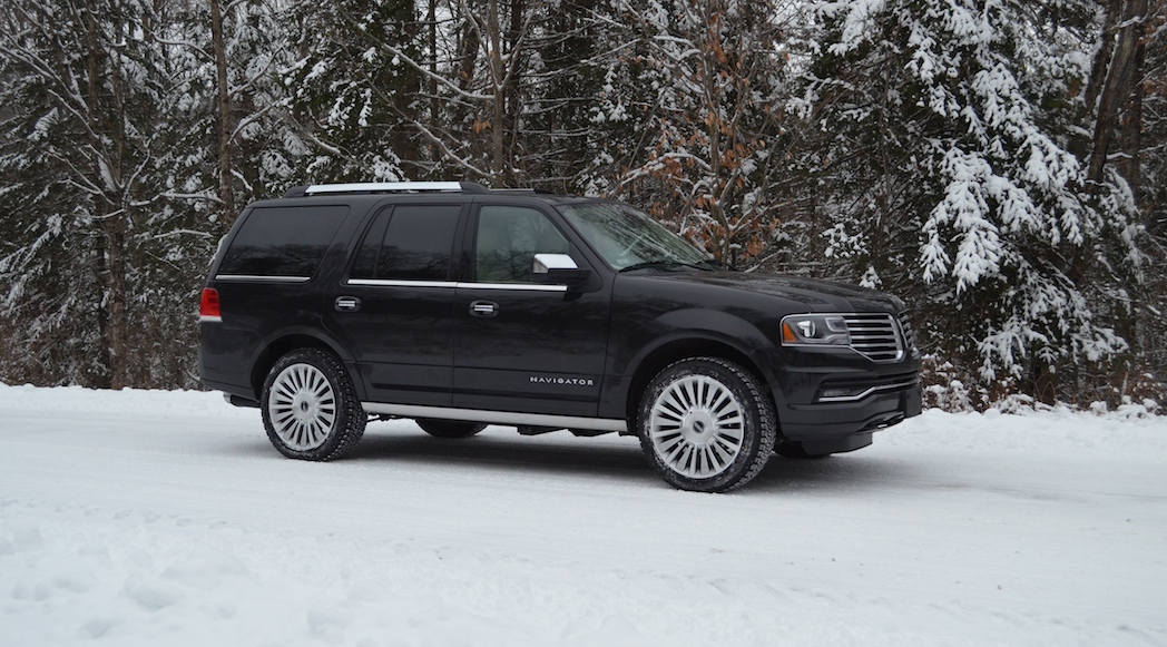7-2015-Lincoln-Navigator