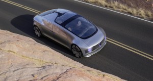 Mercedes-Benz lance le F 015 Concept au CES