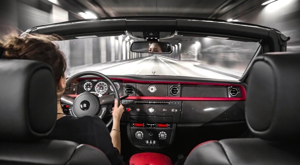 rolls-royce-phantom-drophead-coupe-nighthawk-11_1200