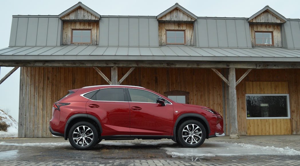 16-Lexus-NX200t-F-Sport-2015