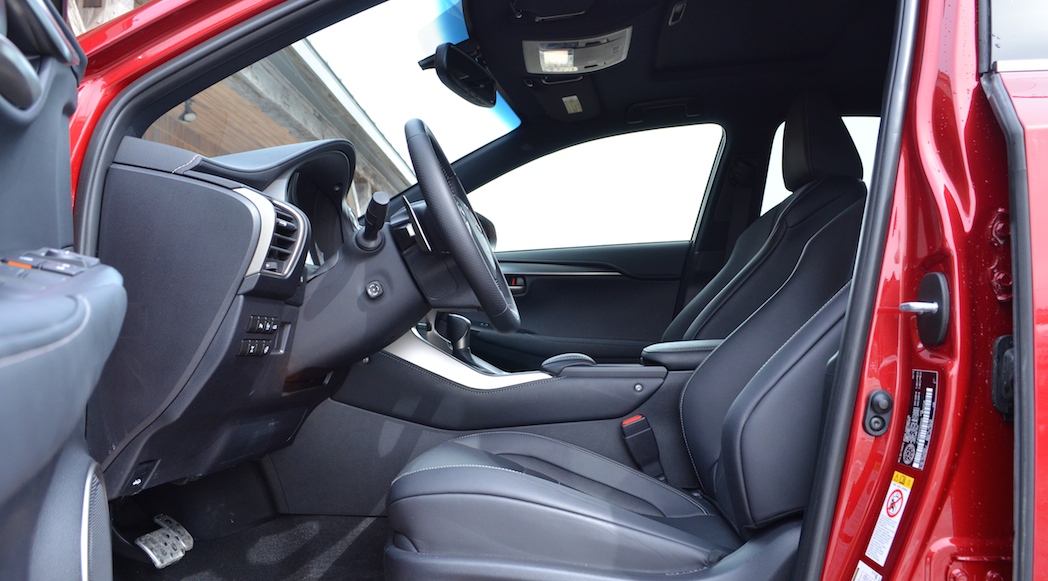 32-Lexus-NX200t-F-Sport-2015