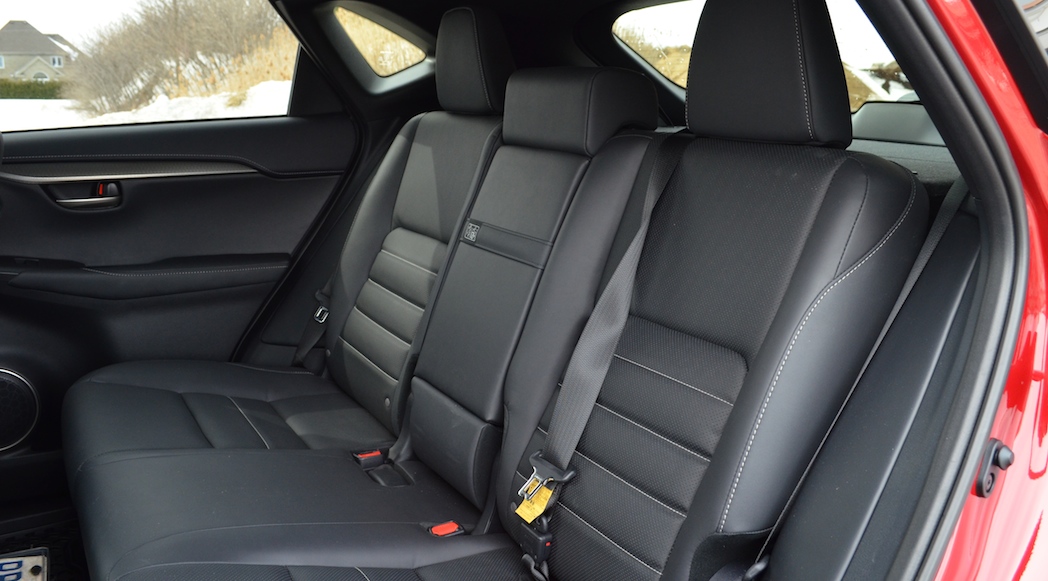34-Lexus-NX200t-F-Sport-2015