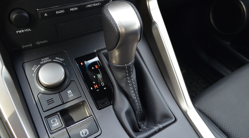 47-Lexus-NX200t-F-Sport-2015