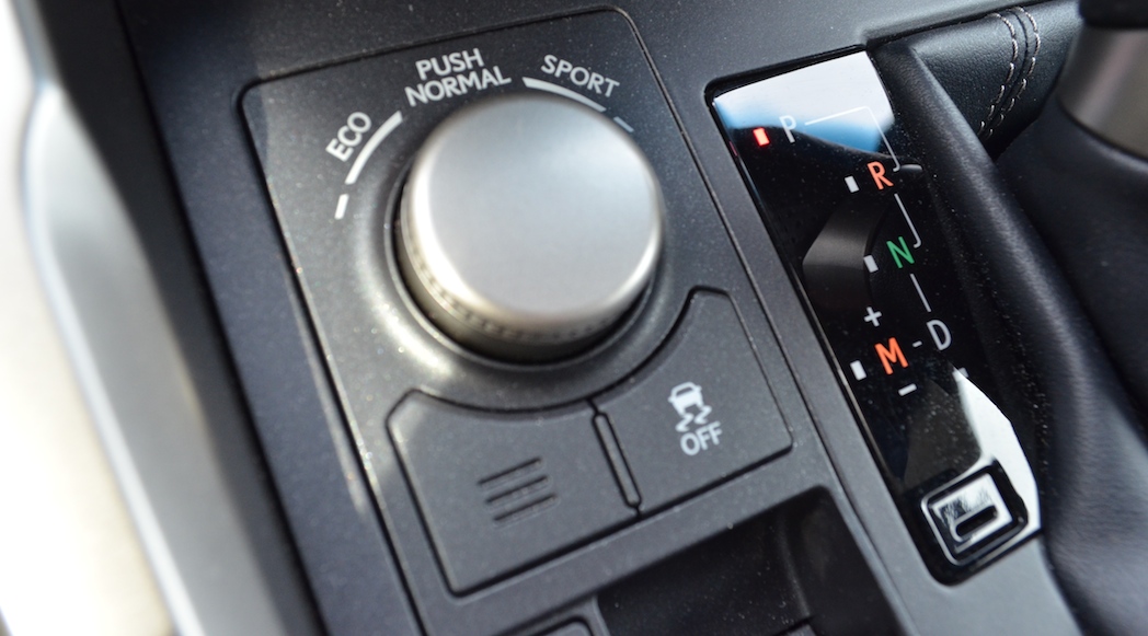 48-Lexus-NX200t-F-Sport-2015