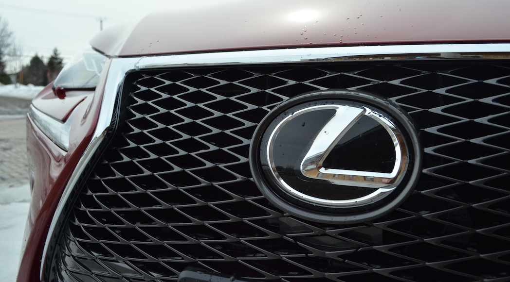 8-Lexus-NX200t-F-Sport-2015