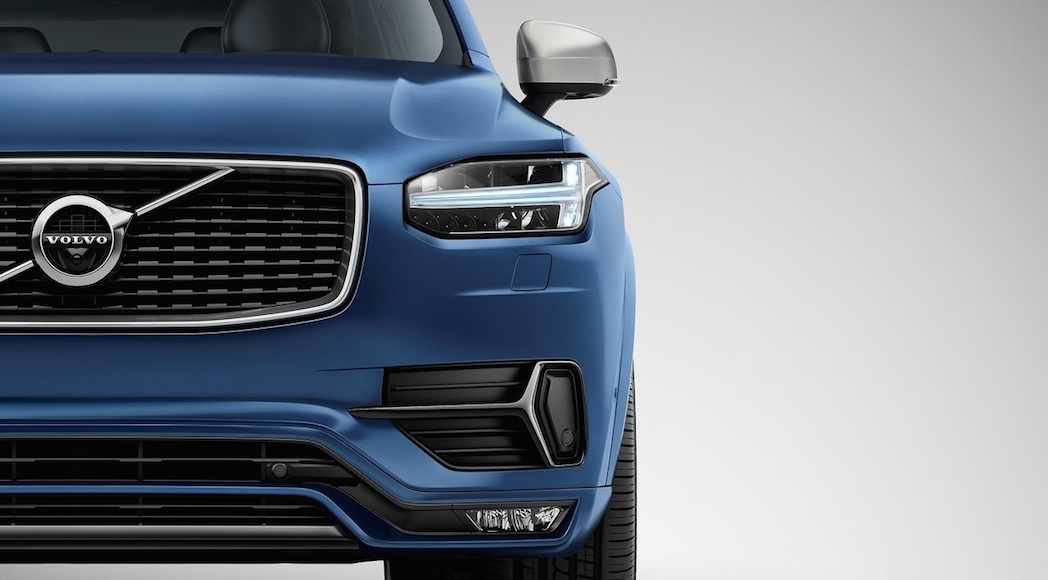 Volvo-XC90_R-Design_2015_1280x960_wallpaper_09