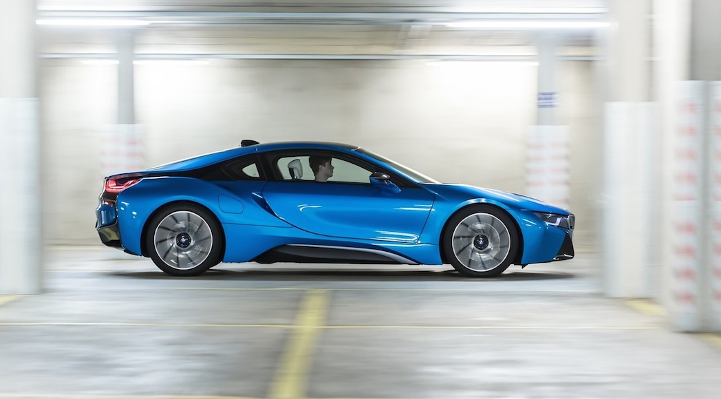 BMW-i8_2015_1280x960_wallpaper_3d