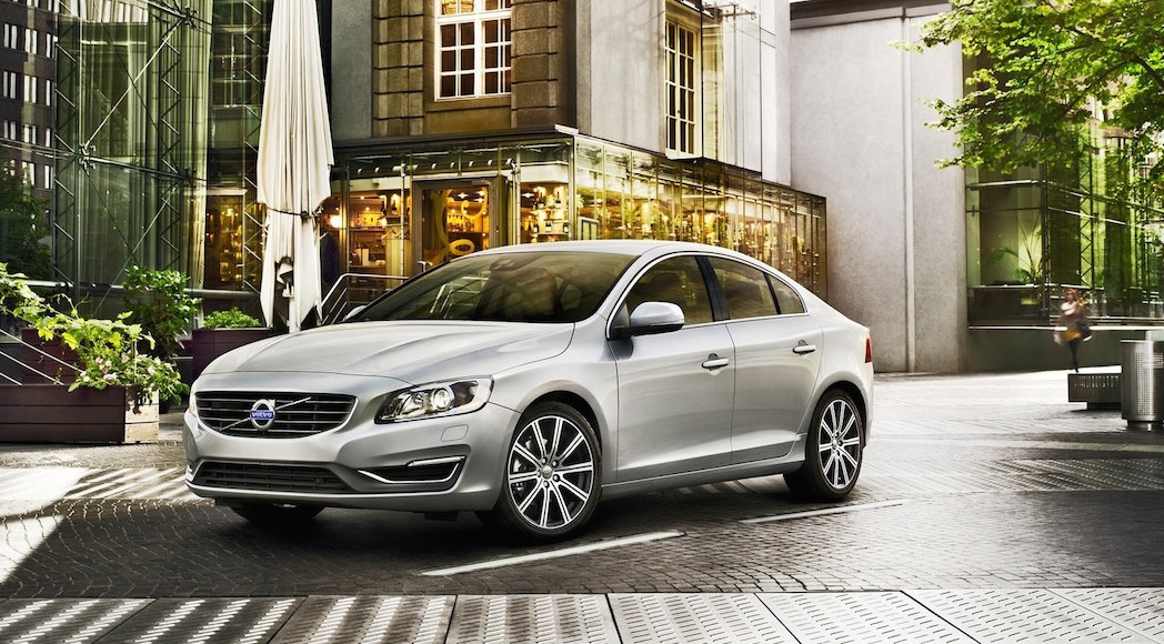 1-Volvo-S60_2014_1600x1200_wallpaper_02