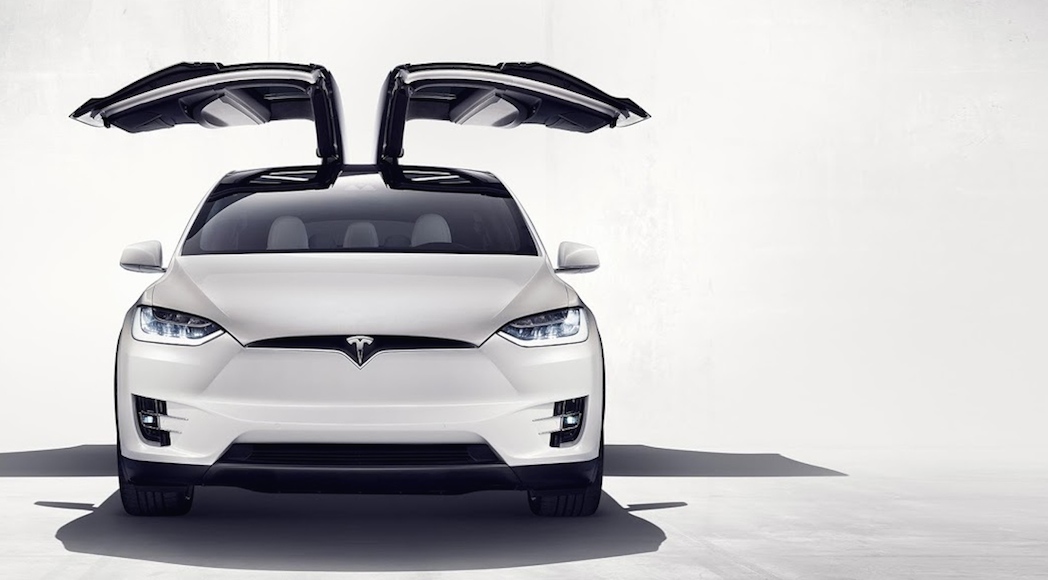 2-Tesla Model X 2016